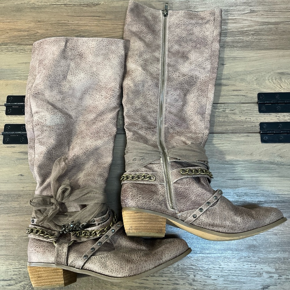 NOT RATED  Chain Belt Knee Motorcycle Riding Cowgirl Boots Size 11 Tan